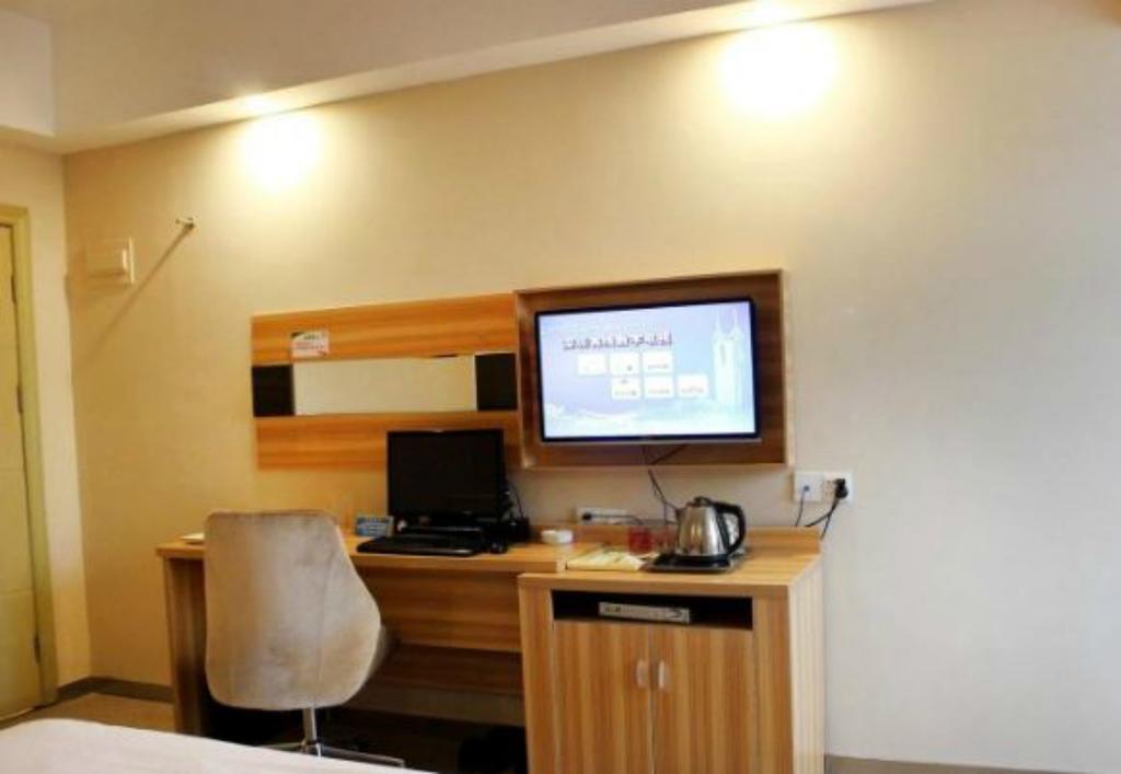 Xiangmei Chain Hotel Shenzhen Qianhai Branch Exterior photo